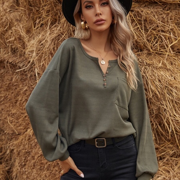 Fall button detail pocket waffle long sleeve top - Picture 2 of 11